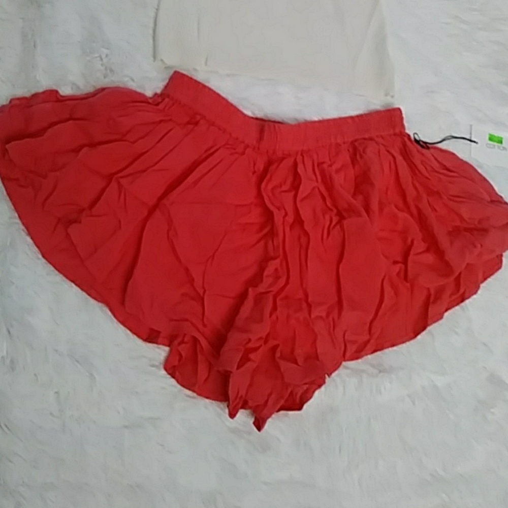 Short - Picture 2 of 2